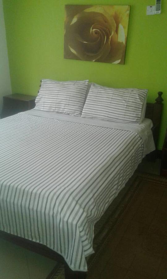 D Lodge&Bed And Breakfast Moshi Bagian luar foto